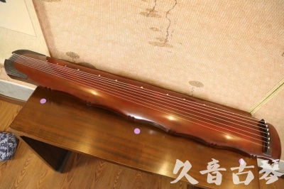 嘉义县●久音古琴  ●典藏系列 20230807 [红洒金竹节]
