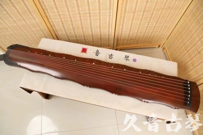 嘉义县●久音古琴  ●典藏系列 20240524 [红洒金竹节]